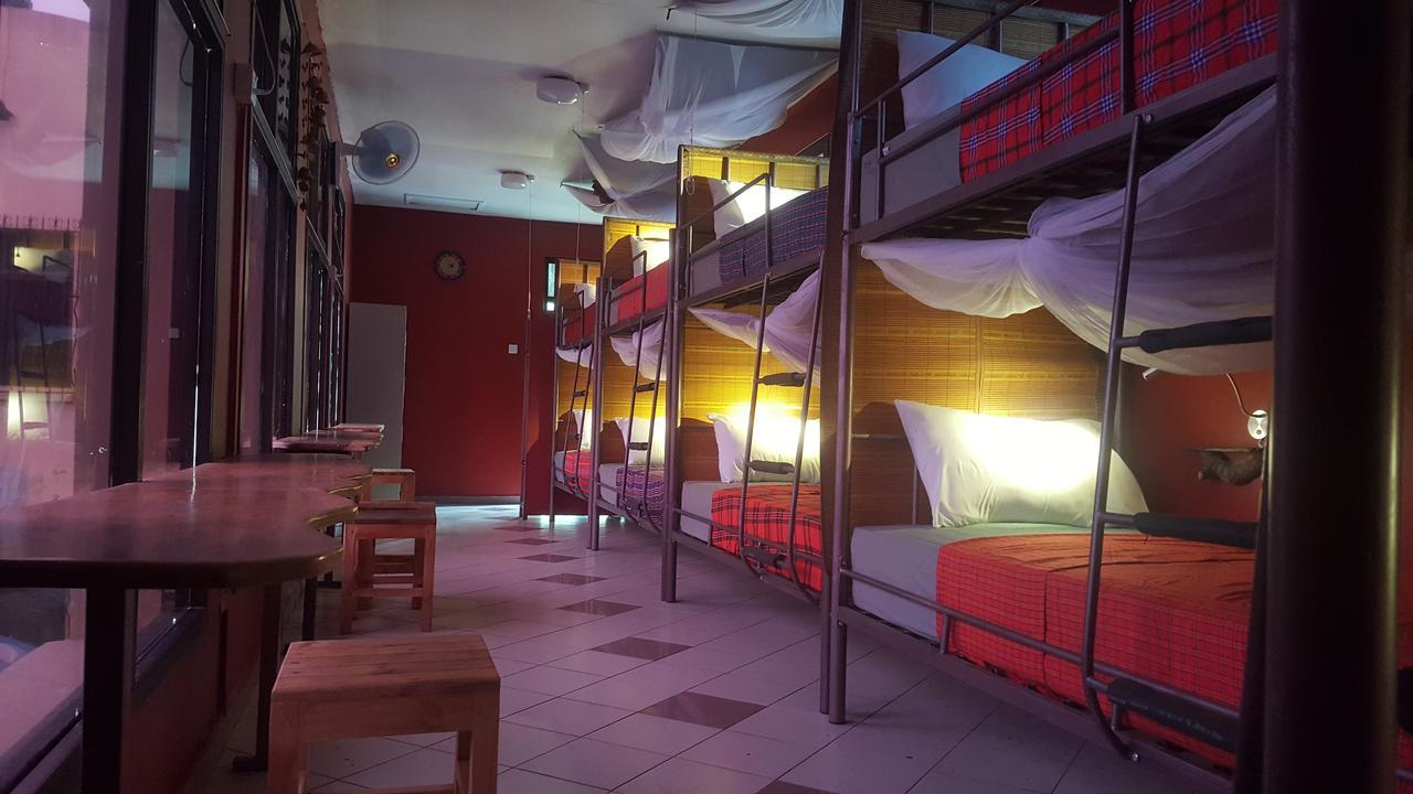 Hunch Backpackers Hostel Dár Al-Szalám Kültér fotó