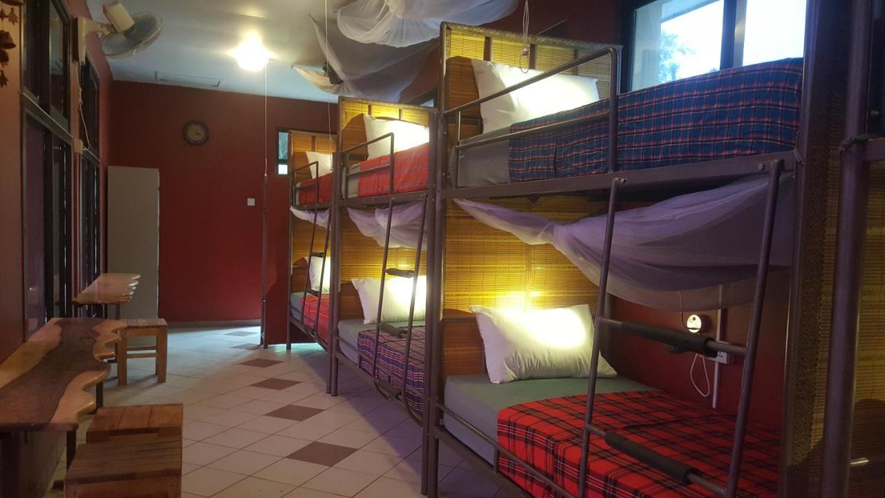 Hunch Backpackers Hostel Dár Al-Szalám Kültér fotó